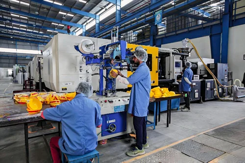 successful mold companies